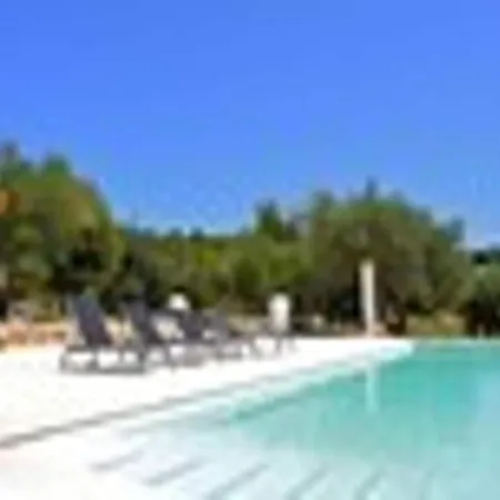Dom wakacyjny Trulli Estate In Puglia With Panoramic Pool Cisternino