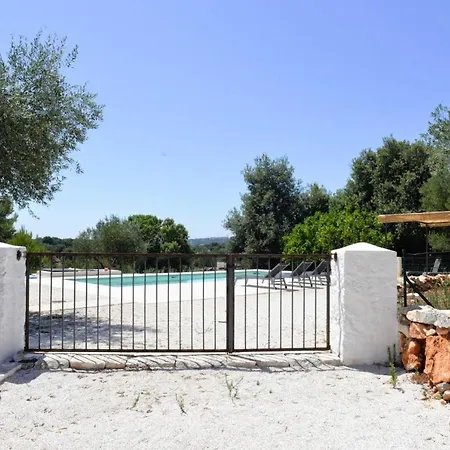 Trullo With Pool Facilities Cisternino