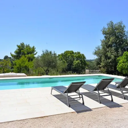 Trullo With Pool Facilities Holiday home